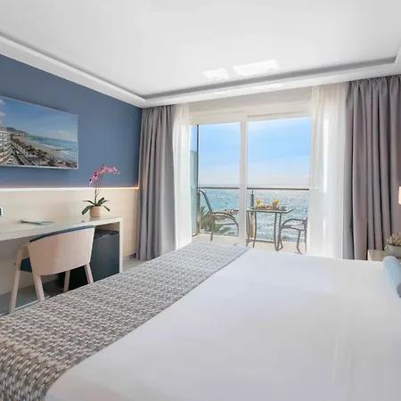 Calipolis Hotel