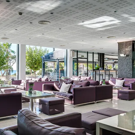 Hotell Calipolis 4*