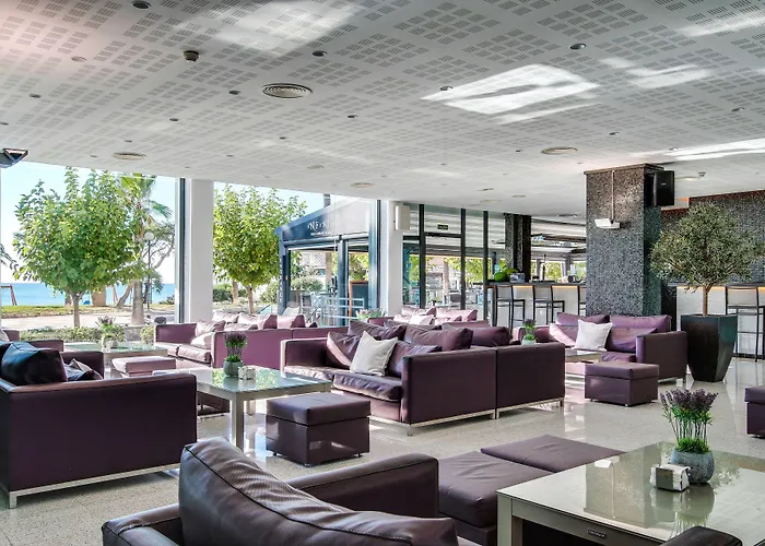 Ξενοδοχείο Calipolis 4*